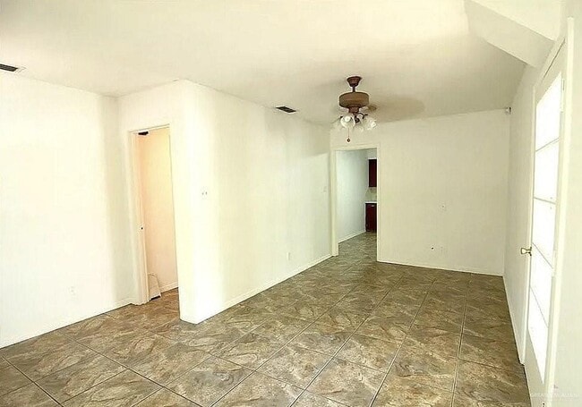 Building Photo - 2709 Fir Ave