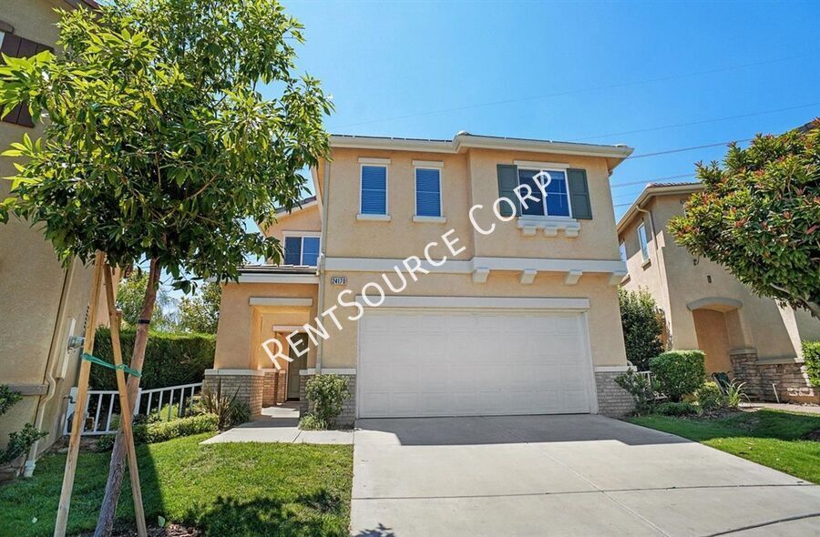 Foto principal - 24170 Joshua Dr