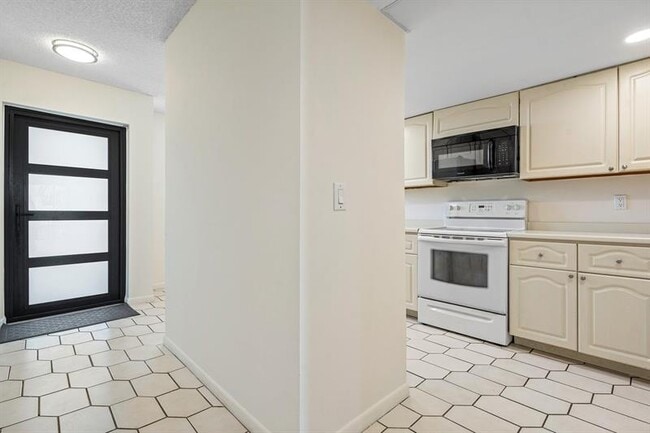Foto del edificio - 2707 NE 14th Street Causeway