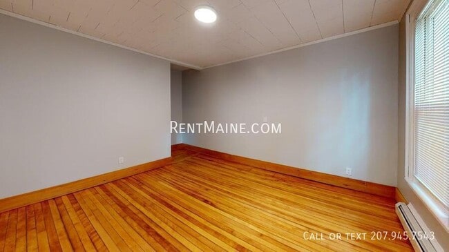 Building Photo - 118 Grove St