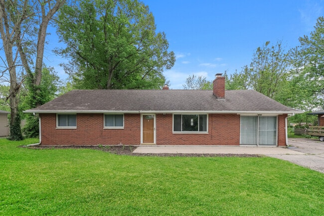 Building Photo - 3899 Timberline Dr