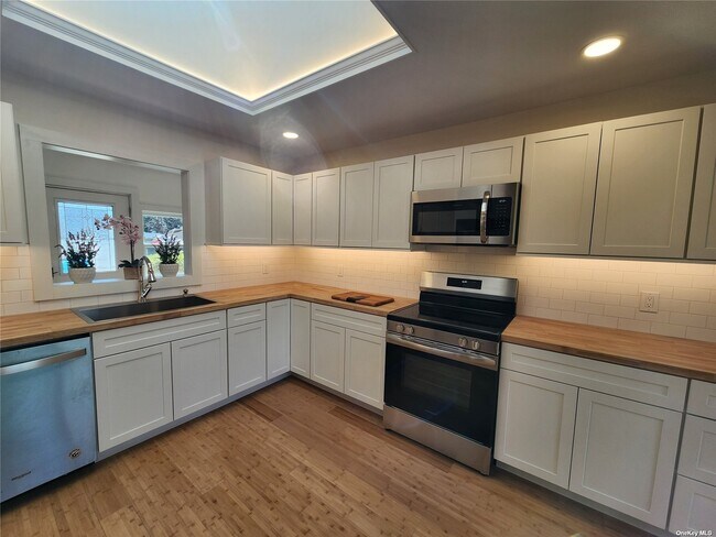 Building Photo - 24 Malvern Ln