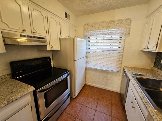 Foto del edificio - 1238 Pennsbury Blvd