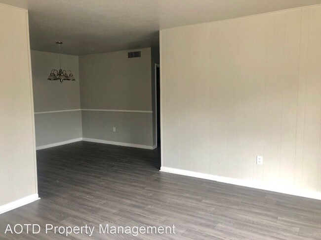 Foto del edificio - 2125 Jackson Bluff Rd