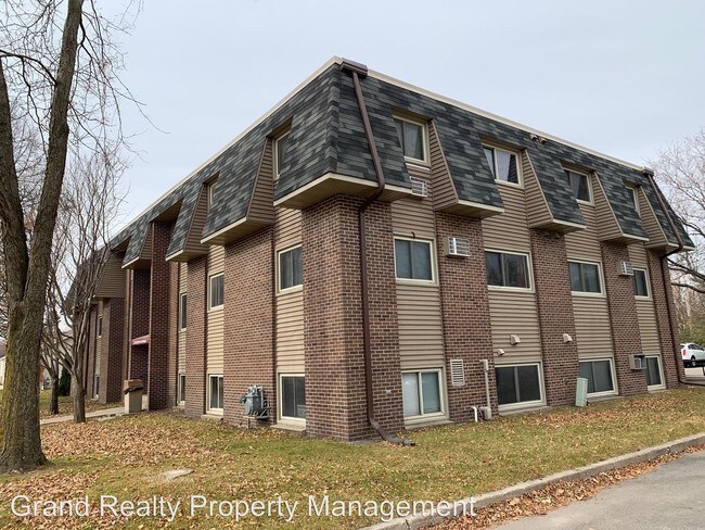 216 12th St Ne Owatonna Mn 55060 Apartment For Rent In Owatonna Mn Apartments Com