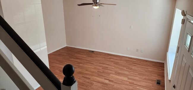 Building Photo - 4950 Rosebay Pl