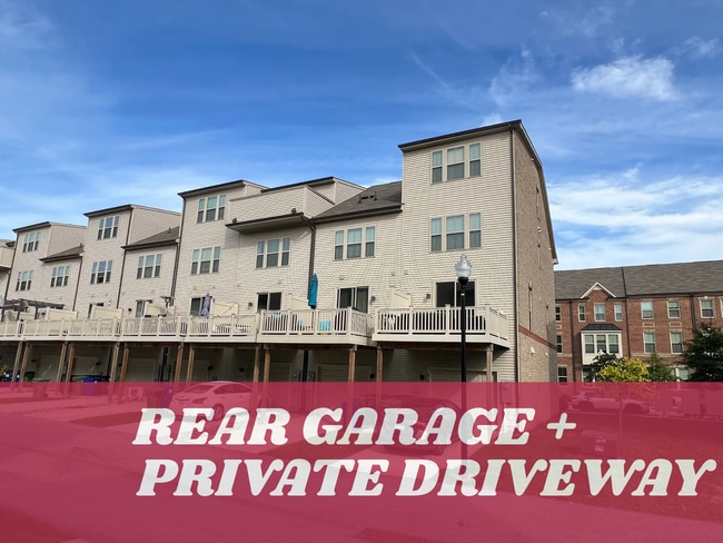 Building Photo - 214 S Newkirk St