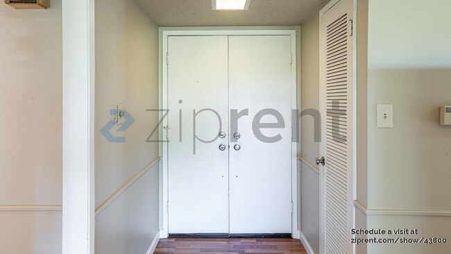Foto del edificio - 3406 Sidney Square