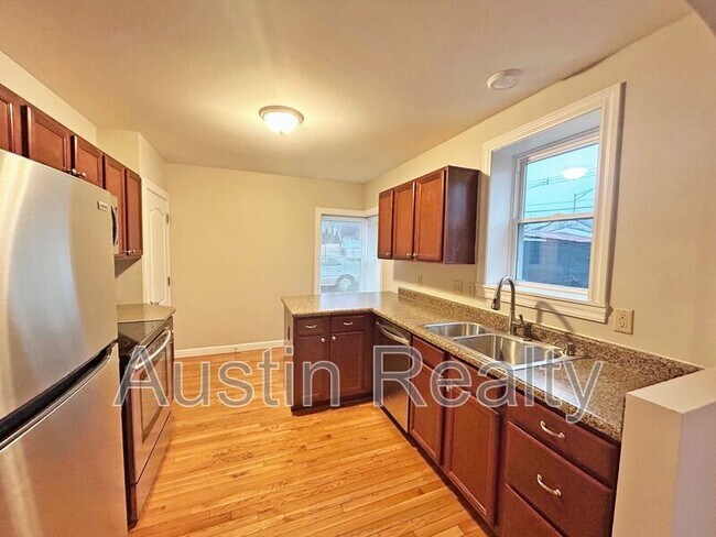 Foto del edificio - 1108 Collingwood Dr