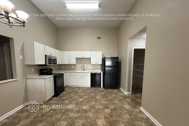 Foto del edificio - 4831 Wilkins Station Dr