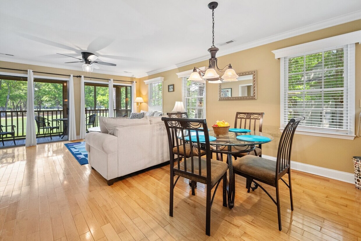 Foto principal - 1681 Weehaw Plantation Dr