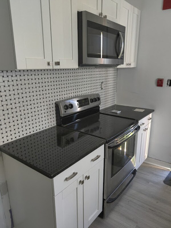 Foto del edificio - 4347 Milnor St