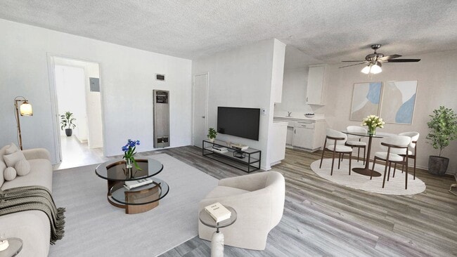 Photo - 110 S Michigan Ave Apartment
