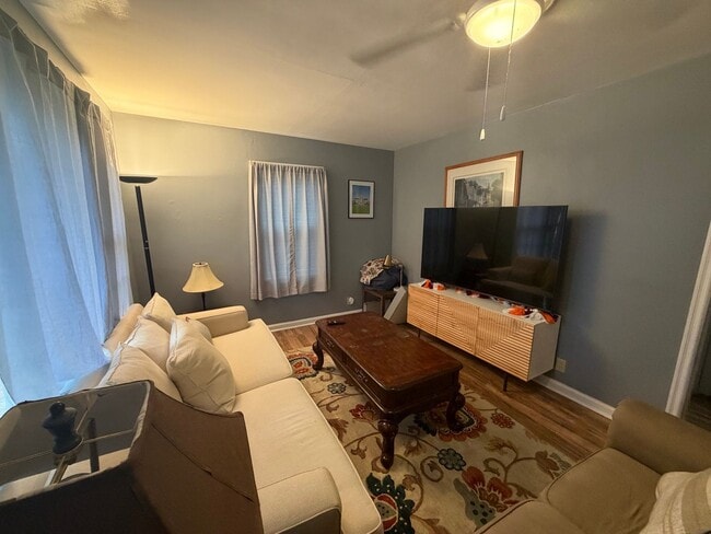 Building Photo - 3 Bedroom, 2 Bathroom Home in the Heart of Blacksburg