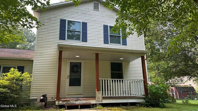 Building Photo - 1 Robin Hood Ct