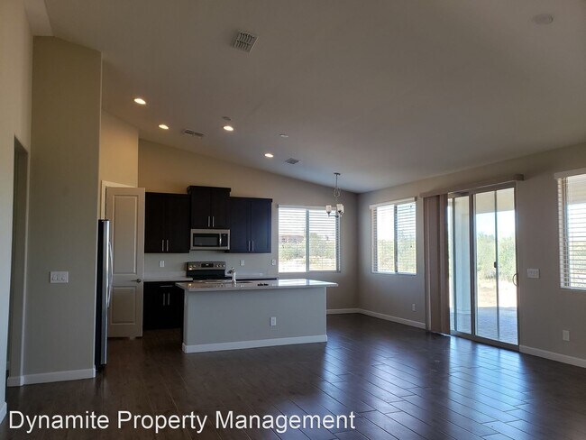 Building Photo - 16640 E Desert Vista Trail