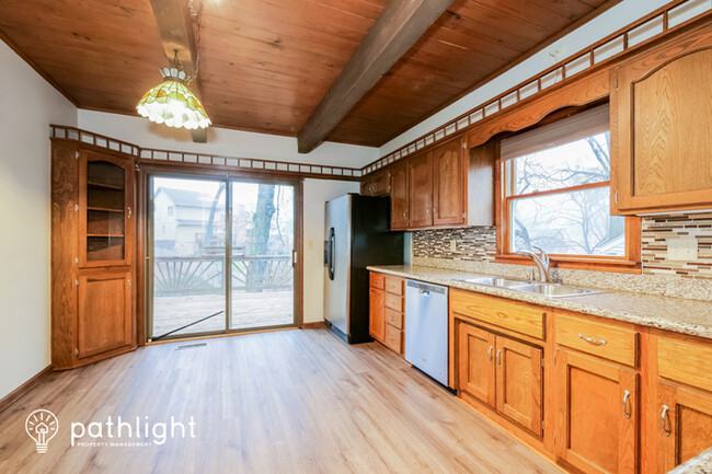 Building Photo - 6925 Long Avenue, Shawnee, KS, 66216