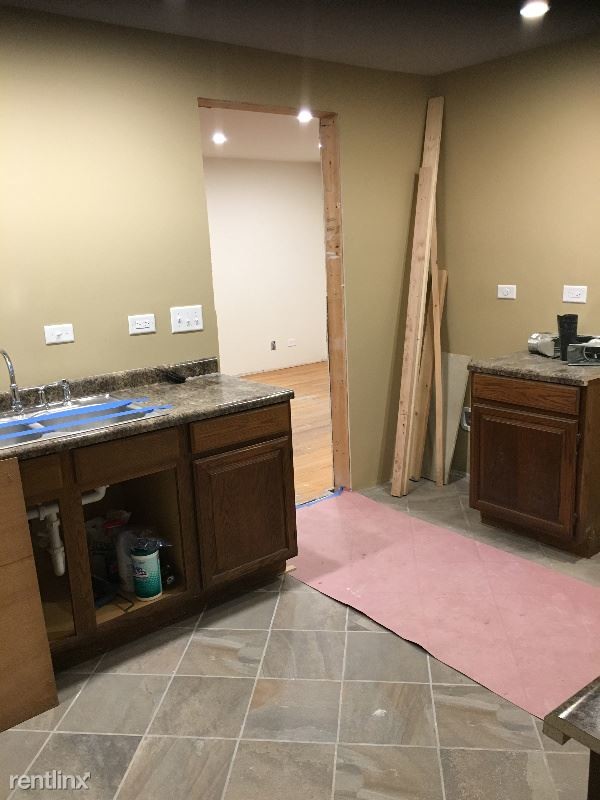 Building Photo - 3 br, 2 bath House - 8611 N. Frontage Road