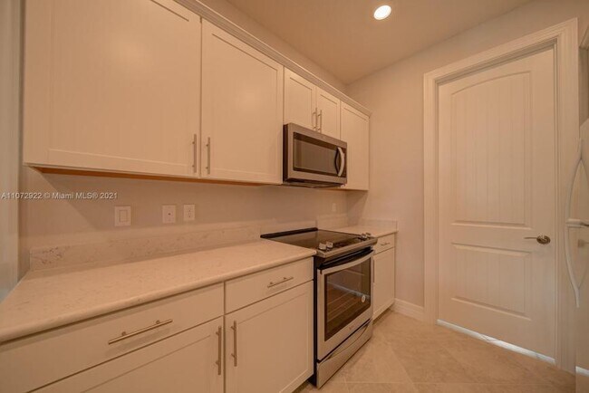 Foto del edificio - 3 bedroom in Hollywood FL 33020