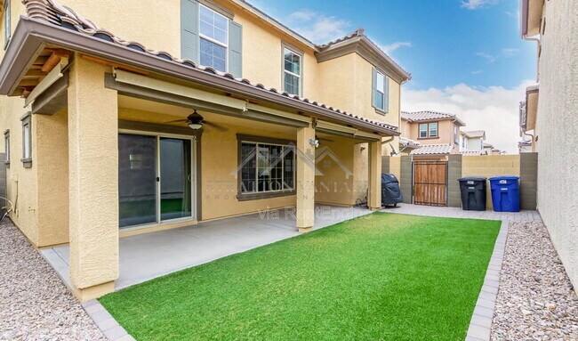 Building Photo - 2873 E Binner Dr