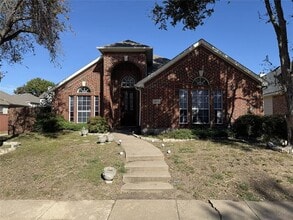 Building Photo - 2034 Wimbledon Dr