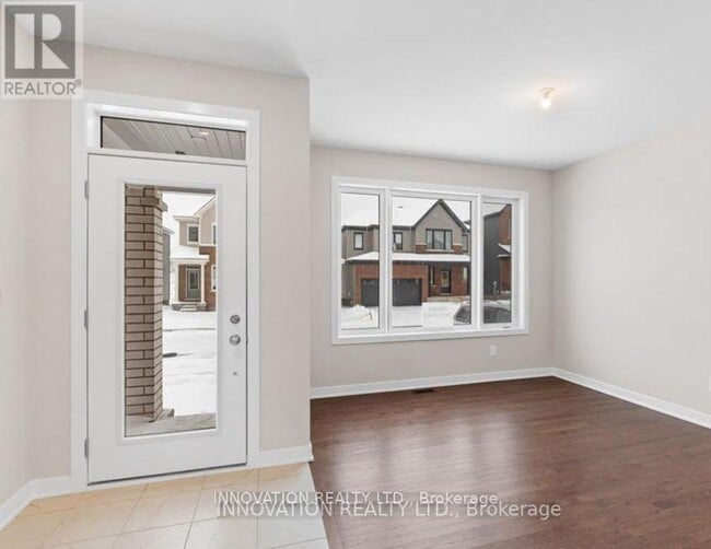 Building Photo - 741 Eminence St
