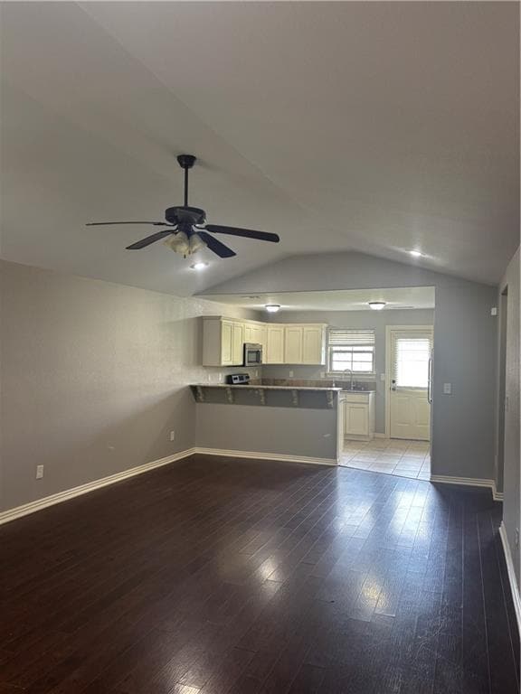 Building Photo - 212 Copper Oaks Dr