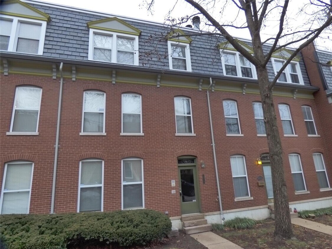 1313 Missouri Ave Unit D, St. Louis, MO 63104 Condo for Rent in St. Louis, MO