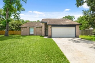 Building Photo - 22039 Rivermead Dr