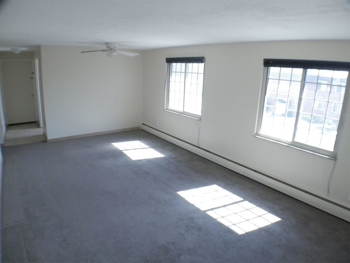 Foto principal - South Park Manor - 297-3