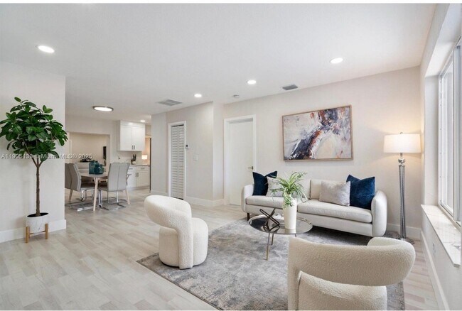 Foto del edificio - 4220 SW 21st St
