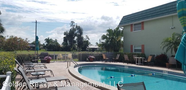 Building Photo - 2 br, 2 bath House - 300 Valley Stream Dr 9R