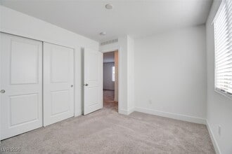 Building Photo - 7355 Crown Lndg St