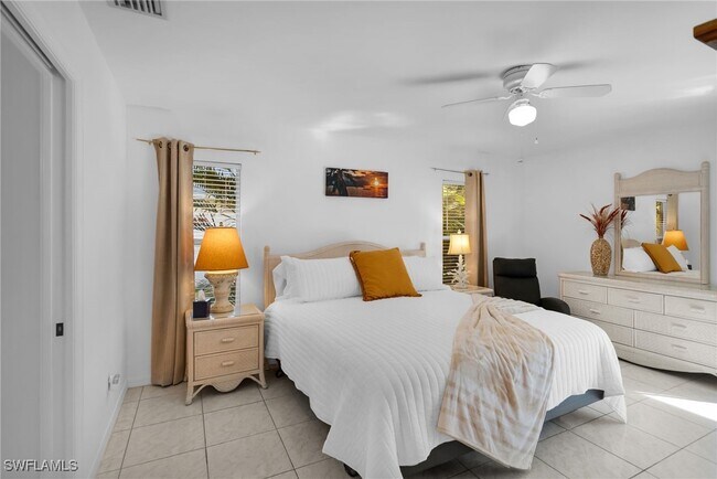 Foto del edificio - 310 SE 27th Terrace
