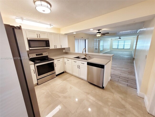 Foto del edificio - 8351 S Coral Cir