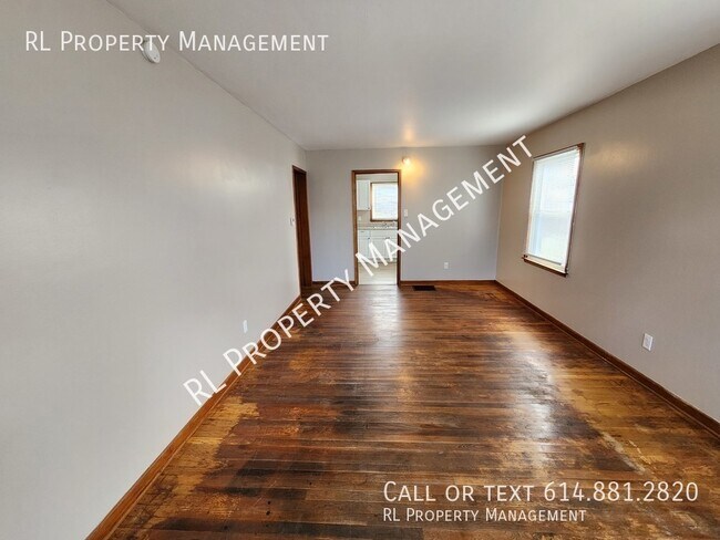 Building Photo - Charming 3 bedroom 1 bathroom home in East...