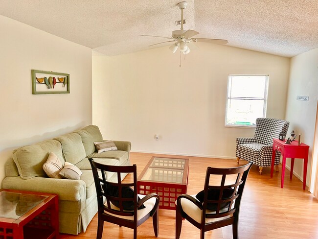 Foto del edificio - 14356 Worthwhile Rd