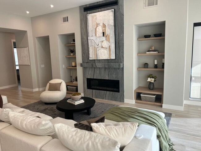 Building Photo - Fully Furnished Rancharrah Villa