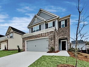 Building Photo - 692 Woodall Rd