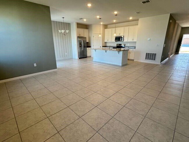 Foto del edificio - 1255 Normandy Dr