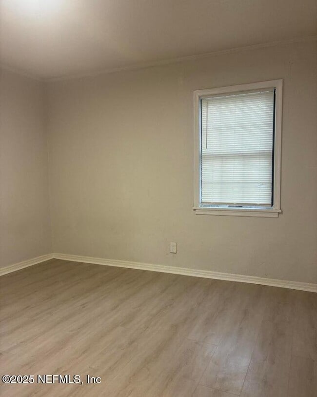 Foto del edificio - 981 McTyre Ct