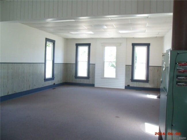 Foto del edificio - 105 W Martindale Rd