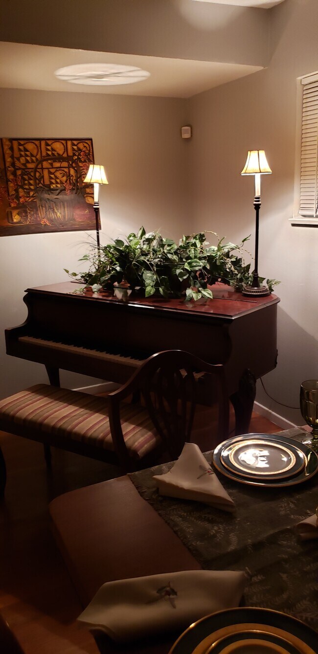 Photo - 157 Perthshire Rd House