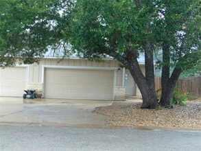 Building Photo - 104 Liberty Pl Cove