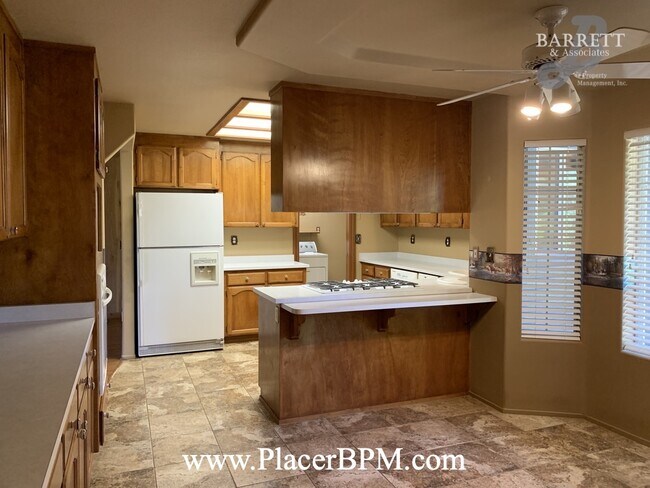 Foto del edificio - 4460 Grass Valley Hwy