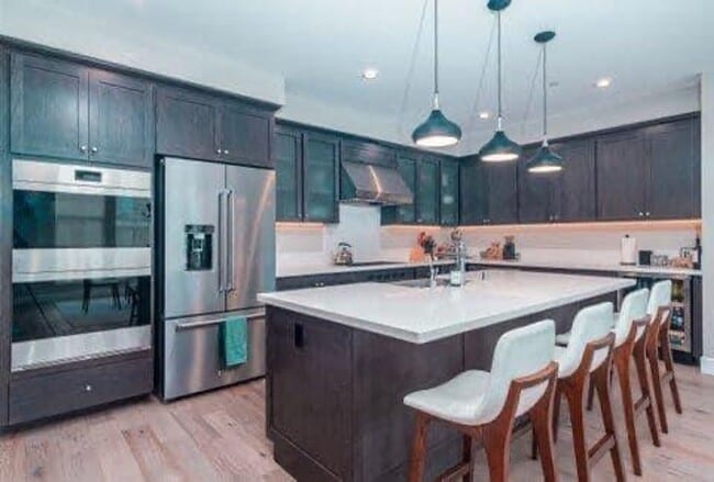 Building Photo - Dublin Hyde Park Modern Living Single Level Condo 4 Bed / 2 Bath, Amenities, Close to 580
