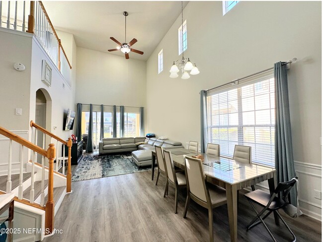 Foto del edificio - 14032 Saddlehill Ct