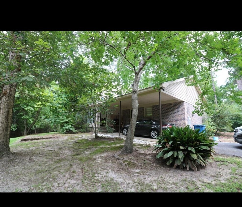 Primary Photo - 155 Melvin Rd