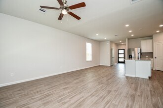 Building Photo - 12931 California Palm Ct