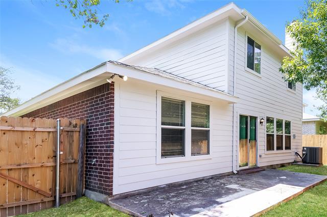 Building Photo - 6803 Clark Vista Dr